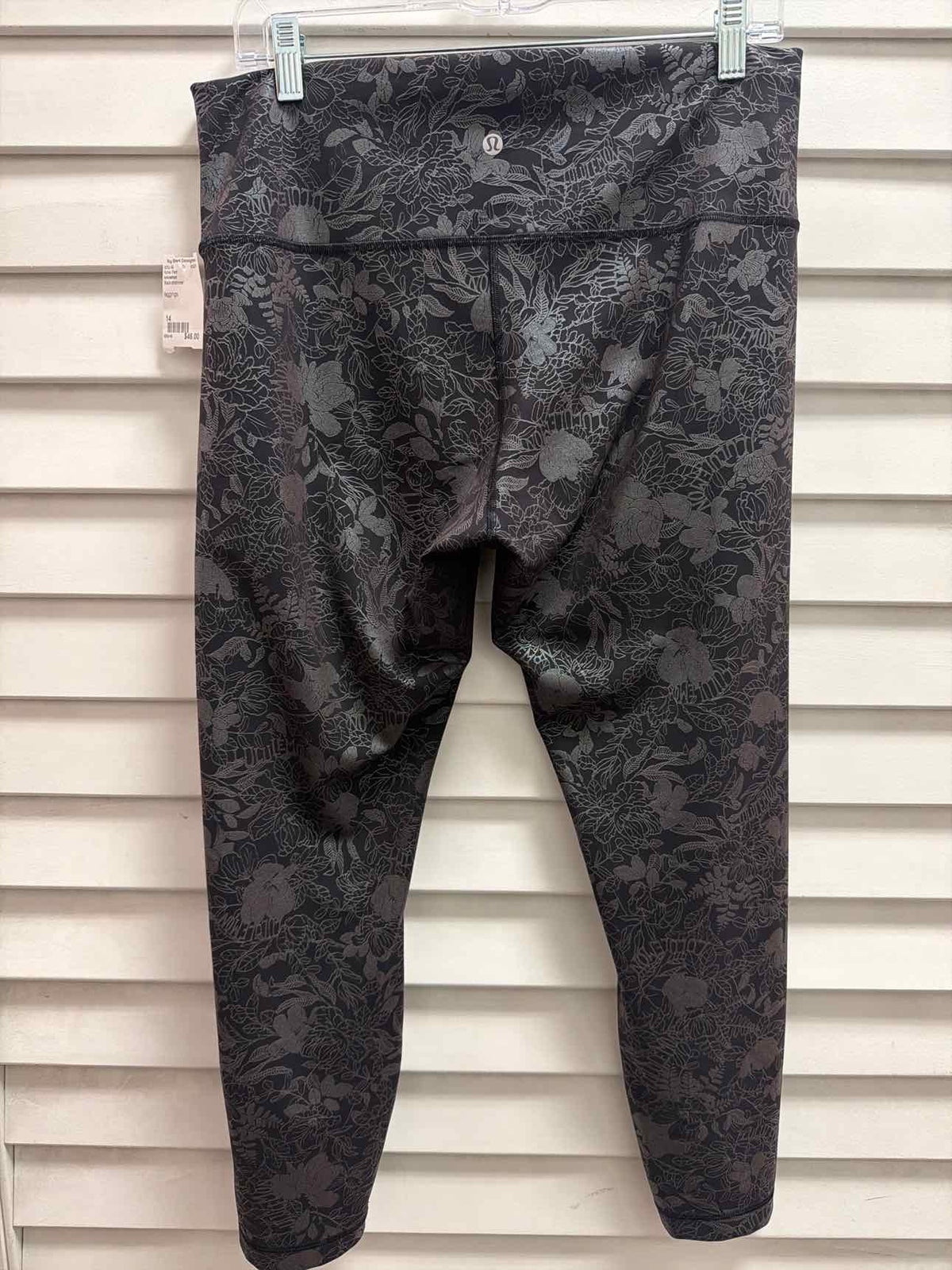 lululemon Size 14 Black shimmer Active Pant